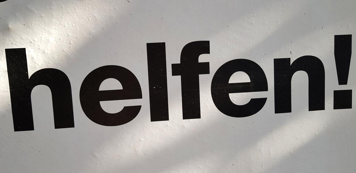 175839_helfen_by_peter_weidemann_pfarrbriefservice (c) Pfarrbriefservice.de, Bild: Peter Weidemann